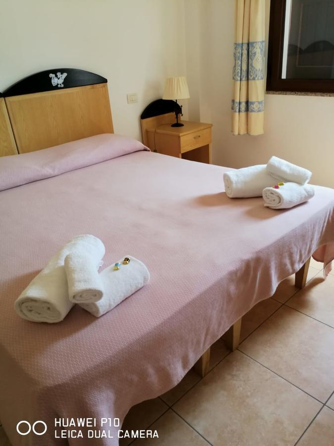 Hotel Villa Del Mare Sinnai Habitación foto