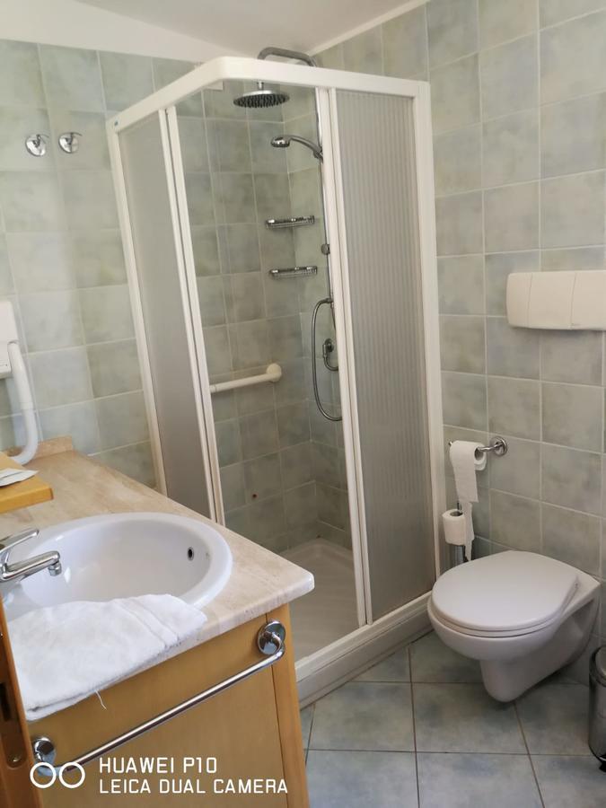 Hotel Villa Del Mare Sinnai Habitación foto